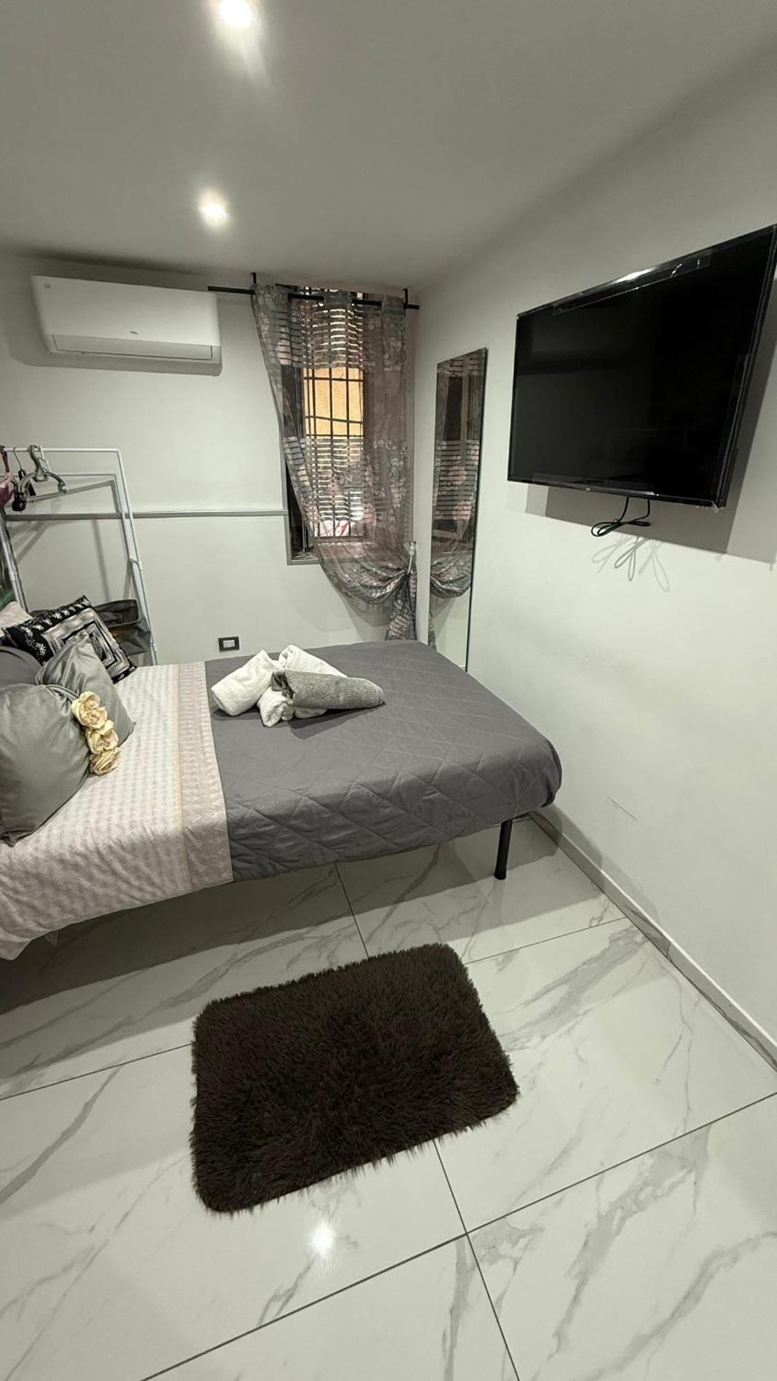 Guest house Mixed By Erry Naples